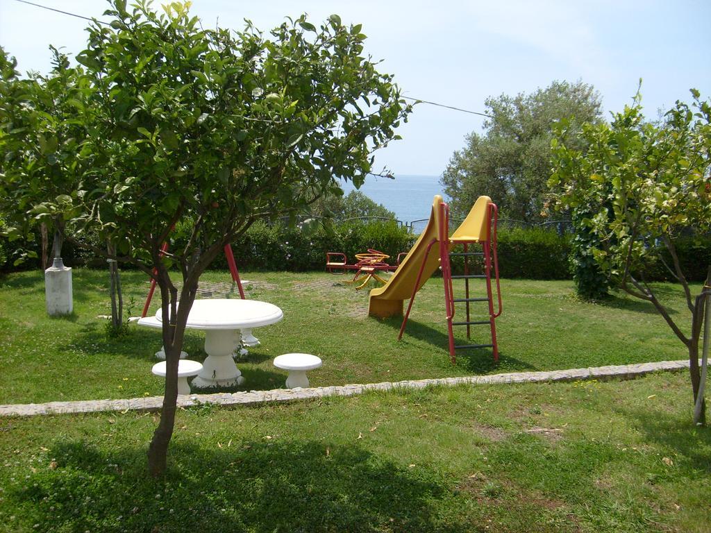Mediterraneo Residence Marina di Camerota Eksteriør bilde